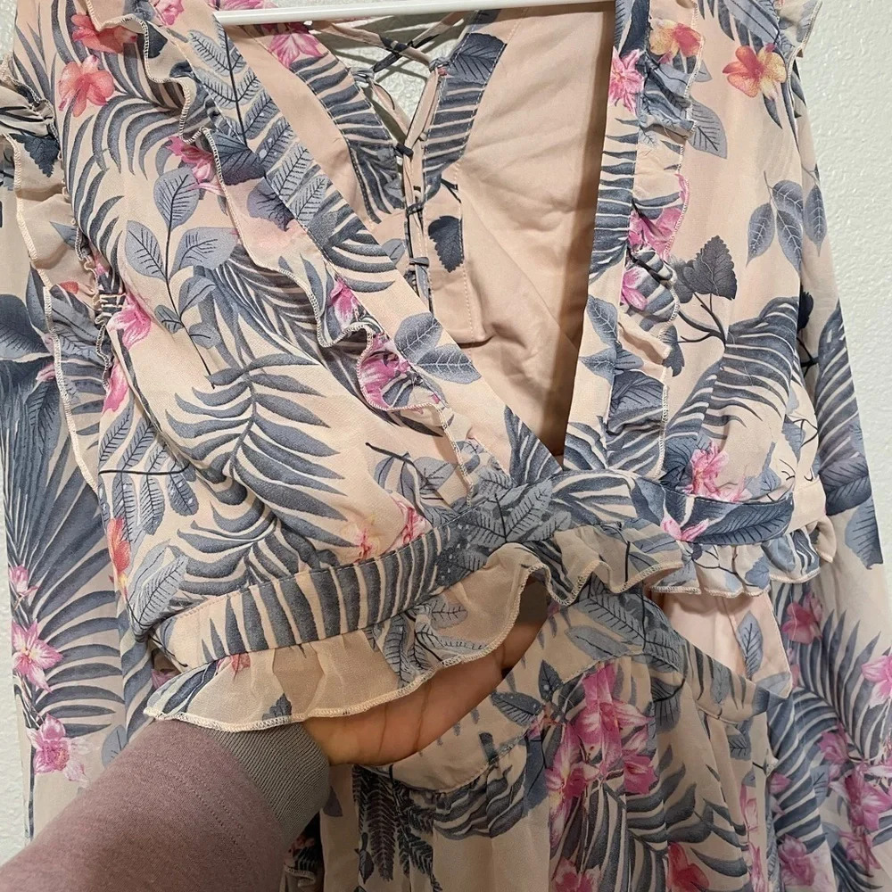 Fashion Nova Ruffle Mini Dress​​​ - Picture 5 of 9